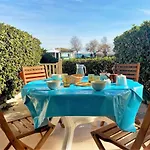 Appartement En Rez-de-jardin, Pieds Dans L'eau, Terrasse, Parking, 4 Couchages - - Fr-1-251-454 Le Lavandou