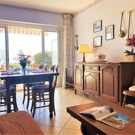 Апартаменты En Rez-de-jardin, Pieds Dans L'eau, Terrasse, Parking, 4 Couchages - - Fr-1-251-454 *